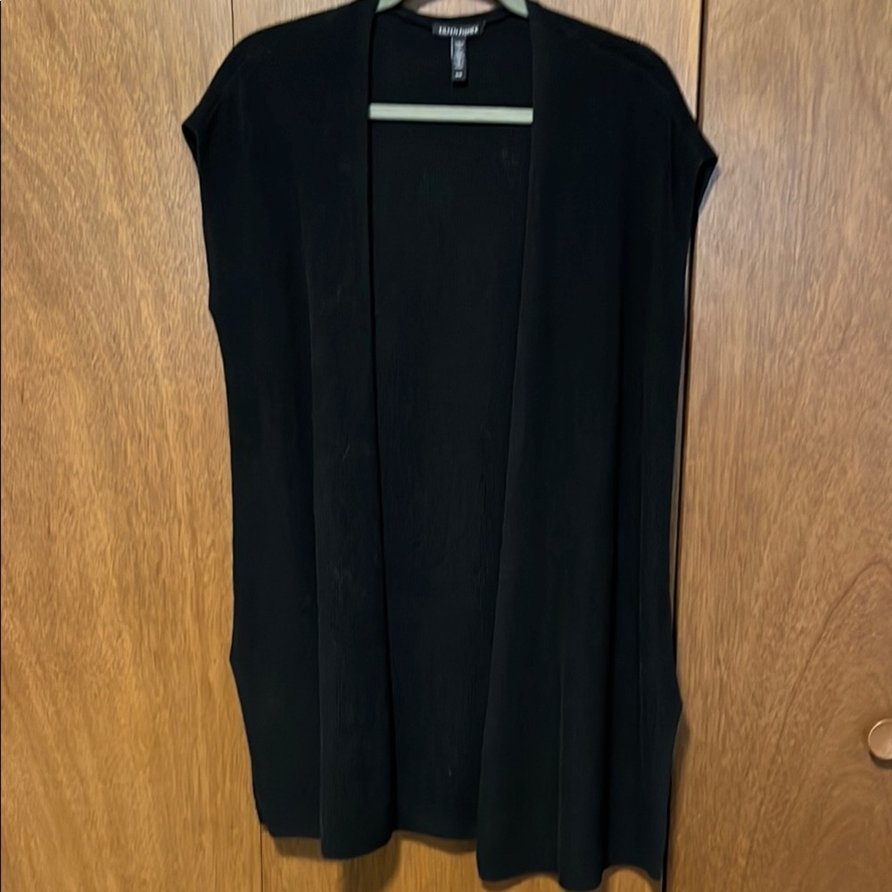 Eileen Fisher Women's Black Long sweater vest. Slit sides.